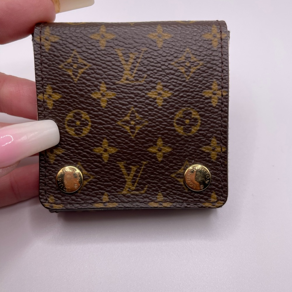 Louis Vuitton jewelry holder